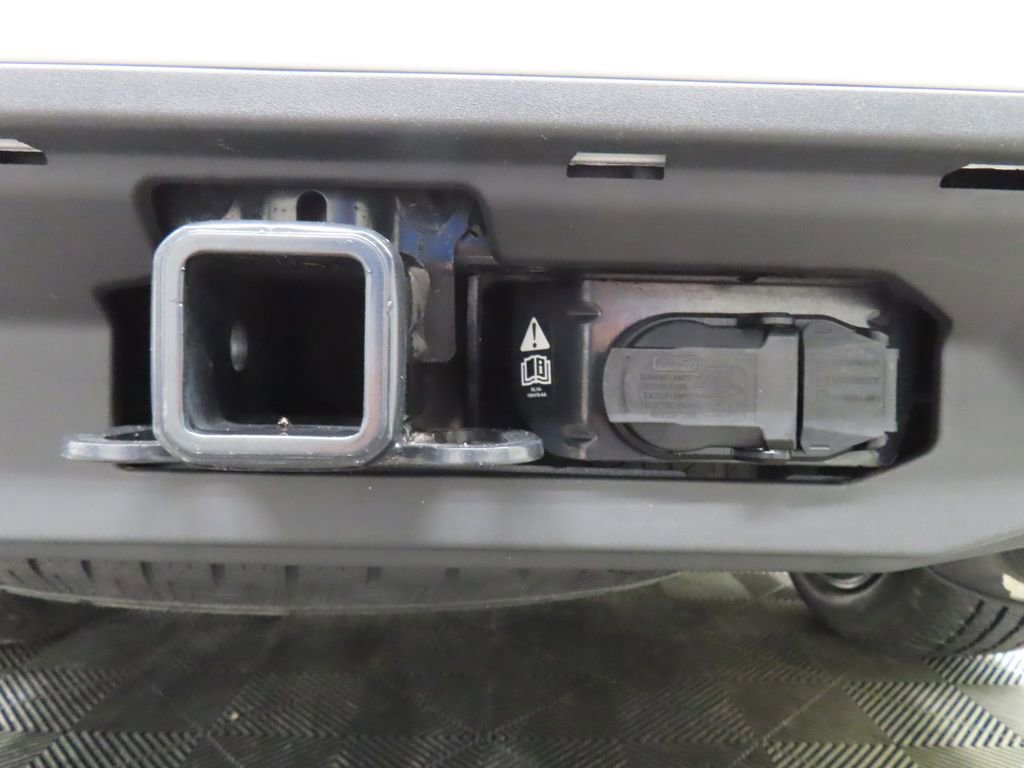 Used 2025 Ford Expedition Active AWD/4WD image 48