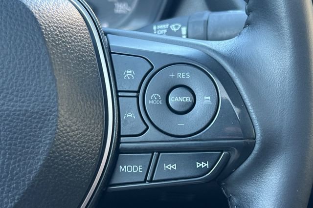 Used 2024 Toyota Corolla SE w/ SE Premium Package FWD image 27