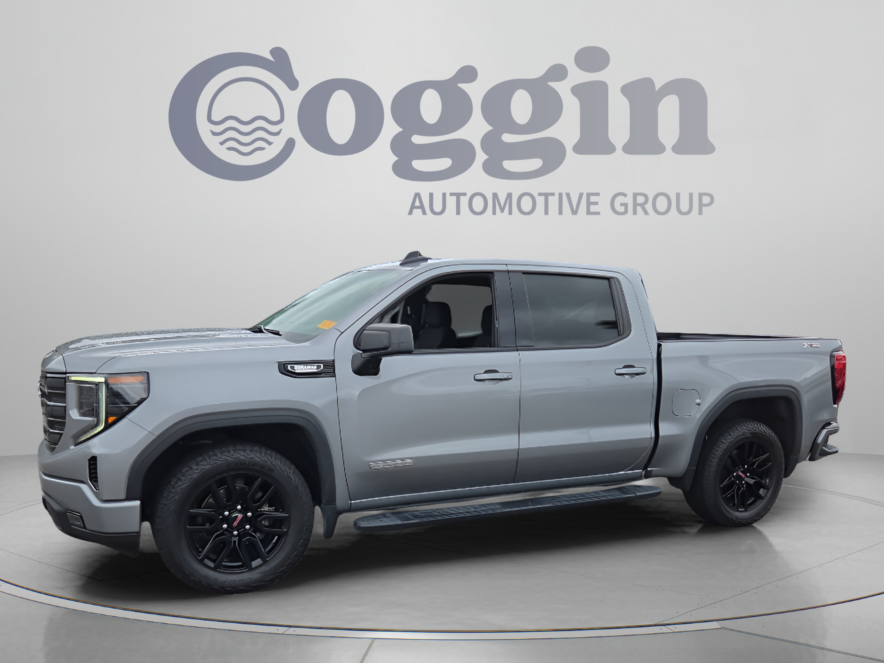 Used 2024 GMC Sierra 1500 Elevation AWD/4WD image 1