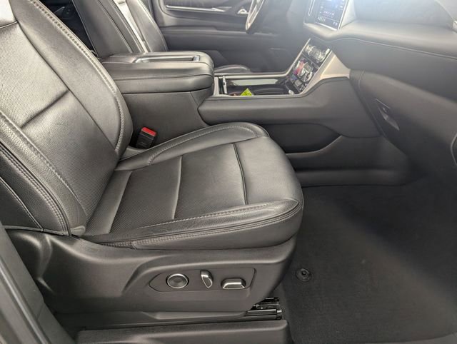 Used 2021 GMC Yukon XL Denali w/ Advanced Technology Package image 36