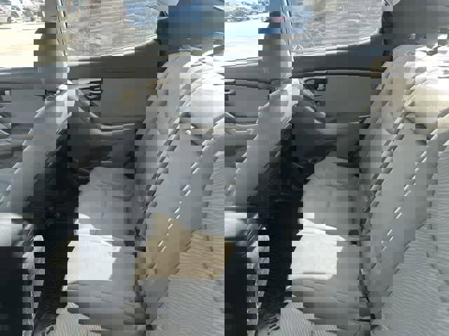 Used 2013 Hyundai Elantra GLS w/ Preferred Pkg image 5