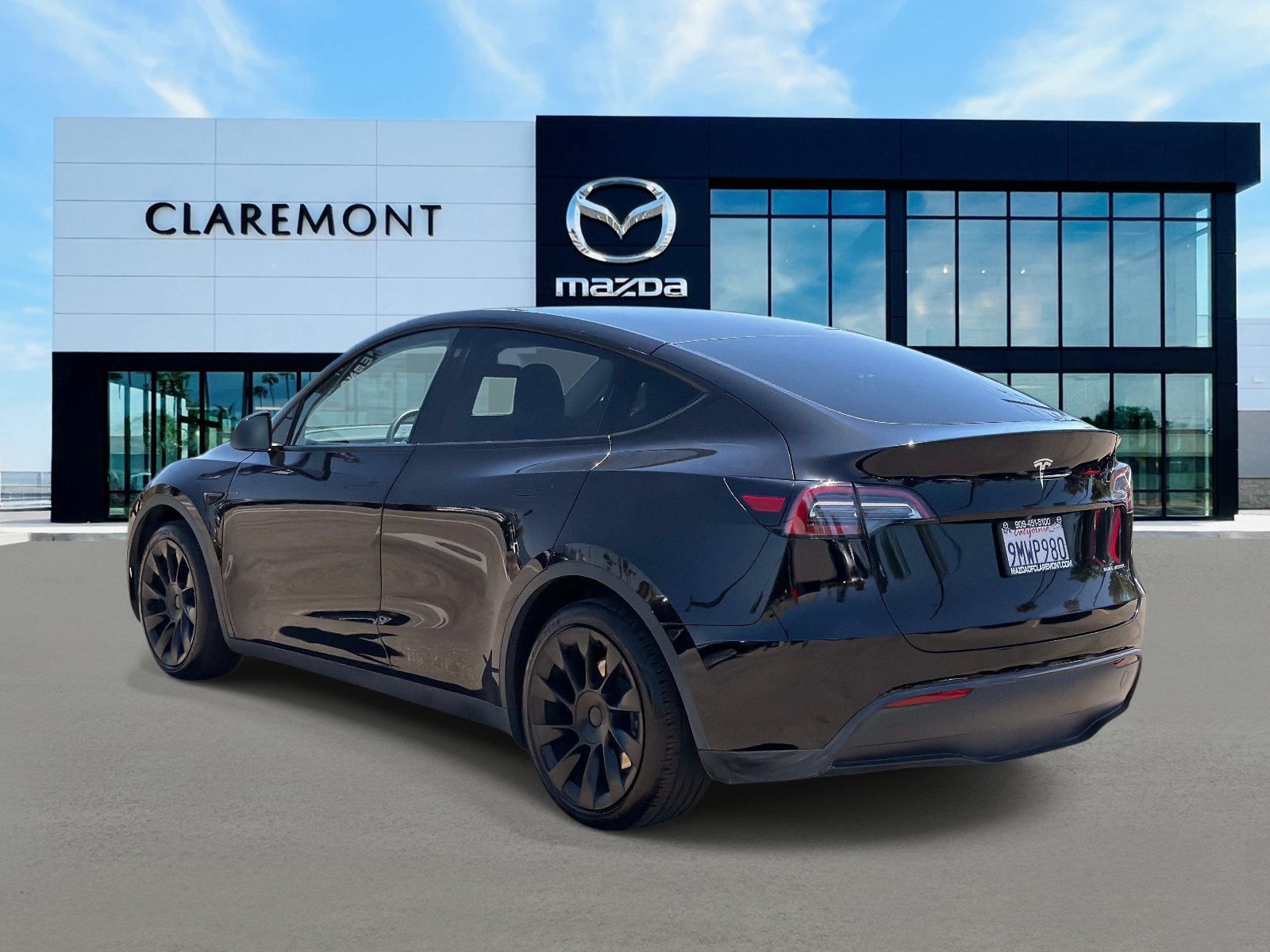 Used 2021 Tesla Model Y Long Range AWD/4WD image 6