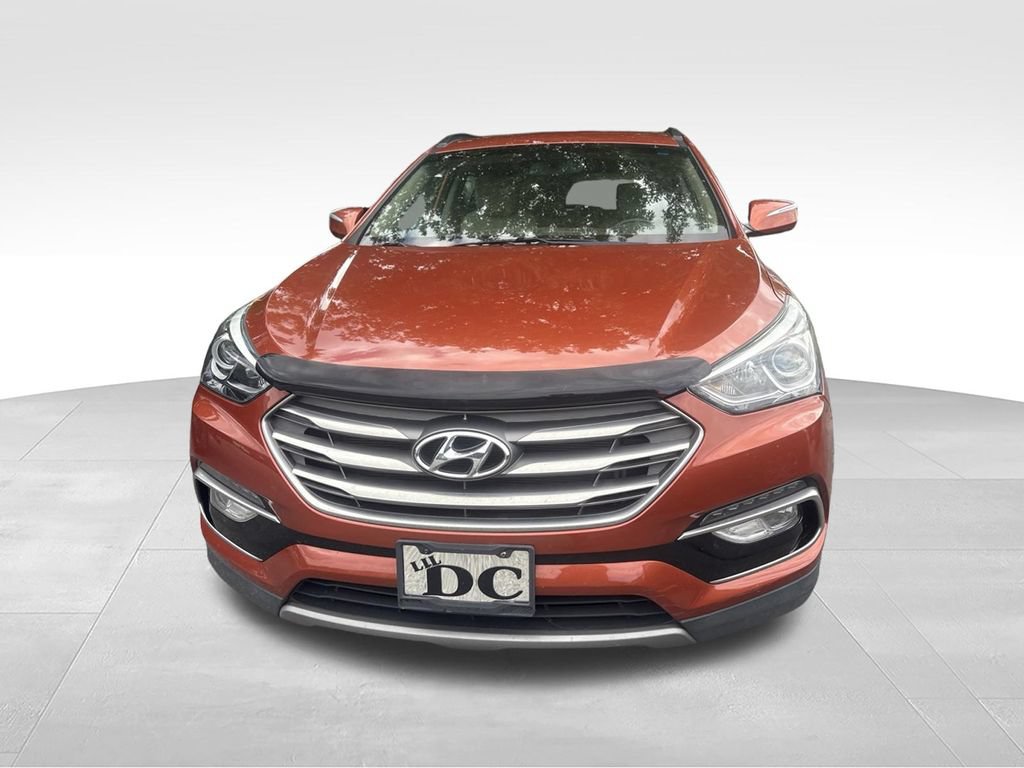 Used 2017 Hyundai Santa Fe Sport FWD image 2