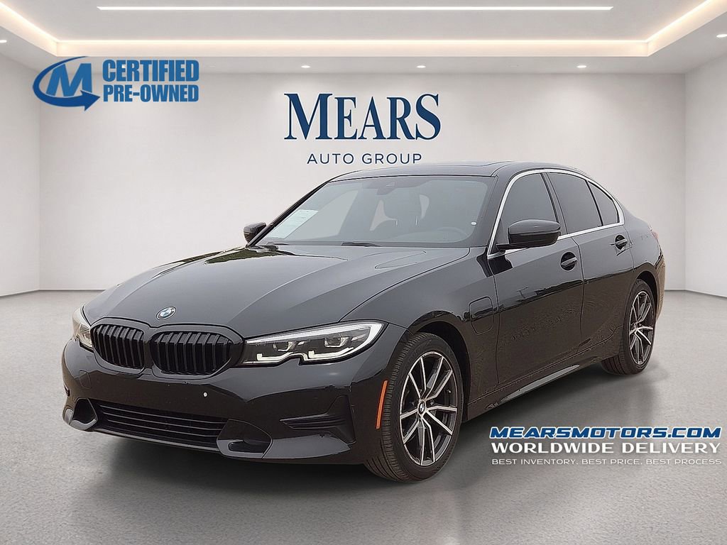 Used 2021 BMW 330e w/ Convenience Package RWD image 1