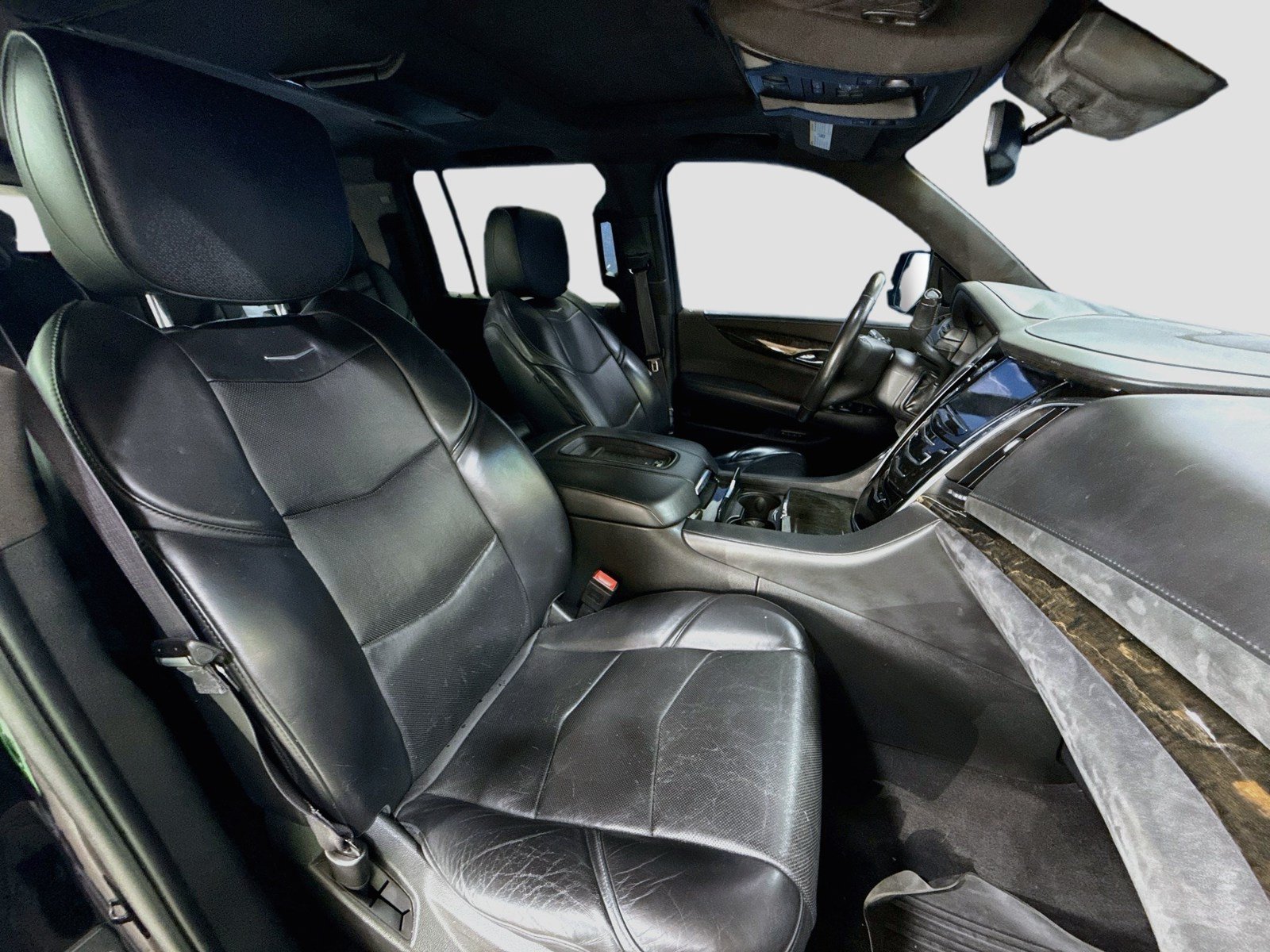 Used 2016 Cadillac Escalade ESV Platinum AWD/4WD image 17
