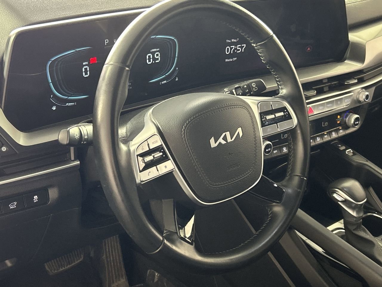 Used 2025 Kia Telluride S AWD/4WD image 15