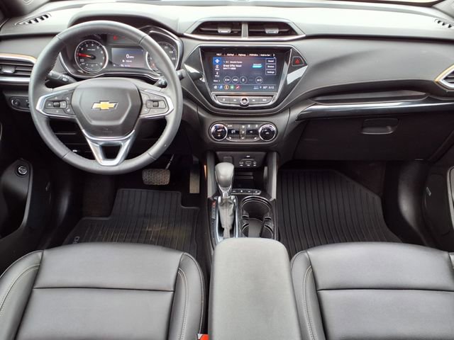 Used 2023 Chevrolet TrailBlazer ACTIV w/ Sun and Liftgate Package image 11