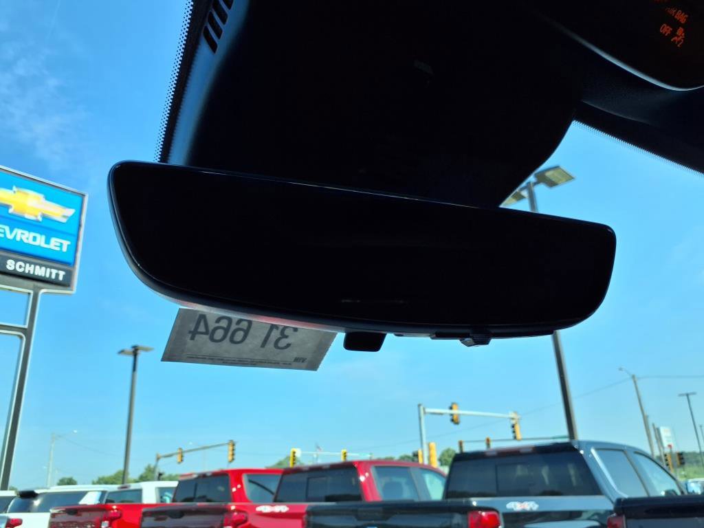 New 2026 Chevrolet Traverse LT w/ Driver Confidence Package image 14