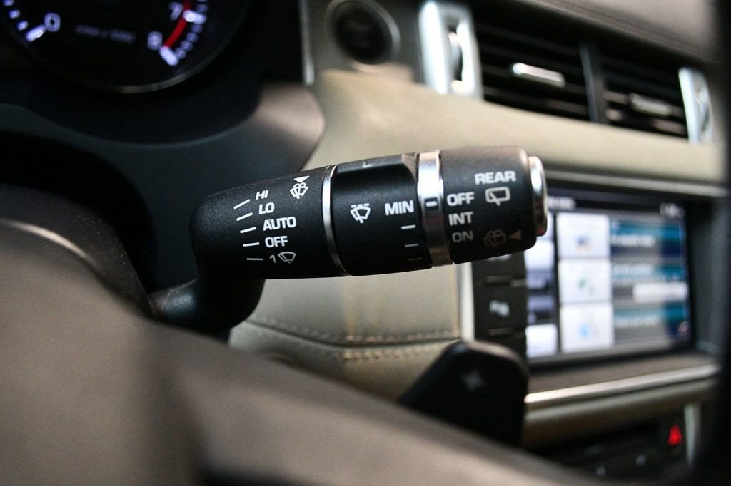 Used 2015 Land Rover Range Rover Evoque Pure Plus AWD/4WD image 65