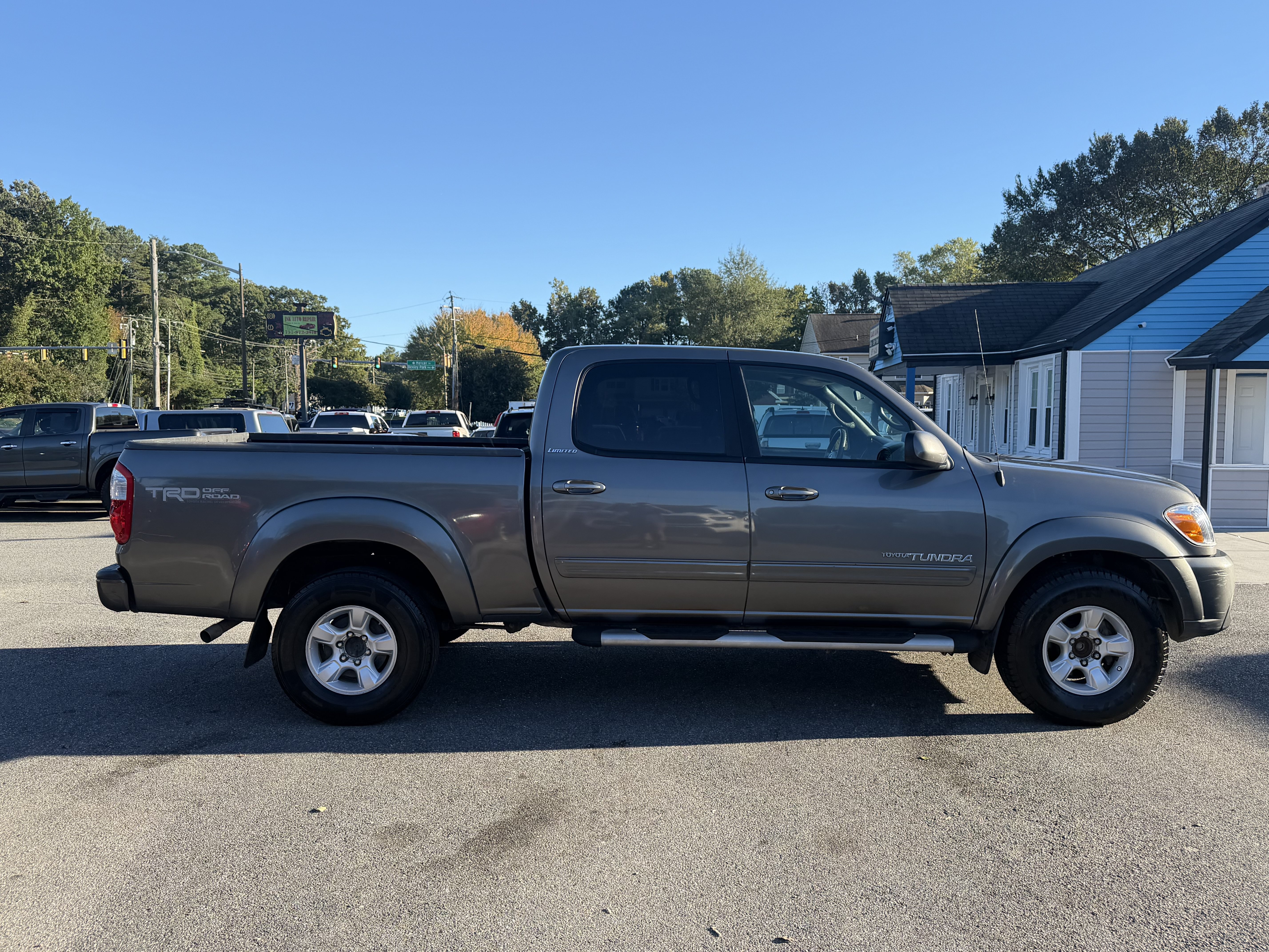 Used 2005 Toyota Tundra Limited RWD image 3