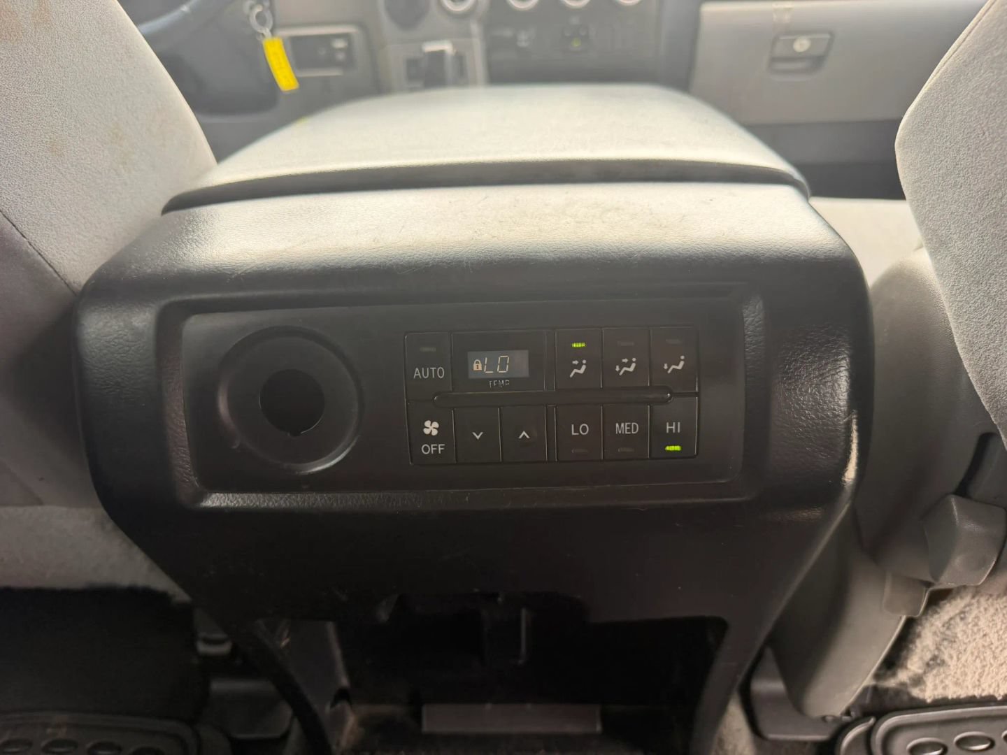 Used 2013 Toyota Sequoia SR5 RWD image 18