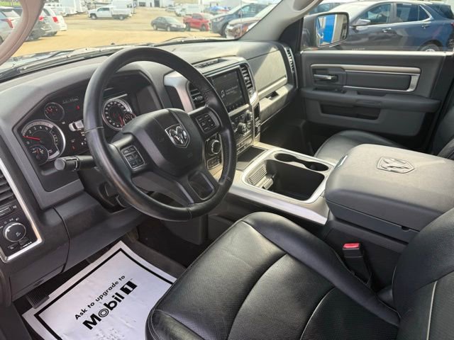 Used 2018 RAM 1500 Classic SLT w/ SLT Plus D￩cor Group AWD/4WD image 18