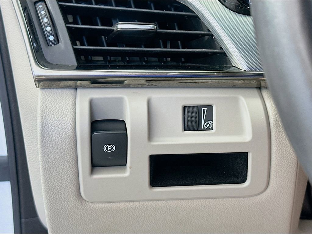 Used 2018 Cadillac CTS Luxury image 10