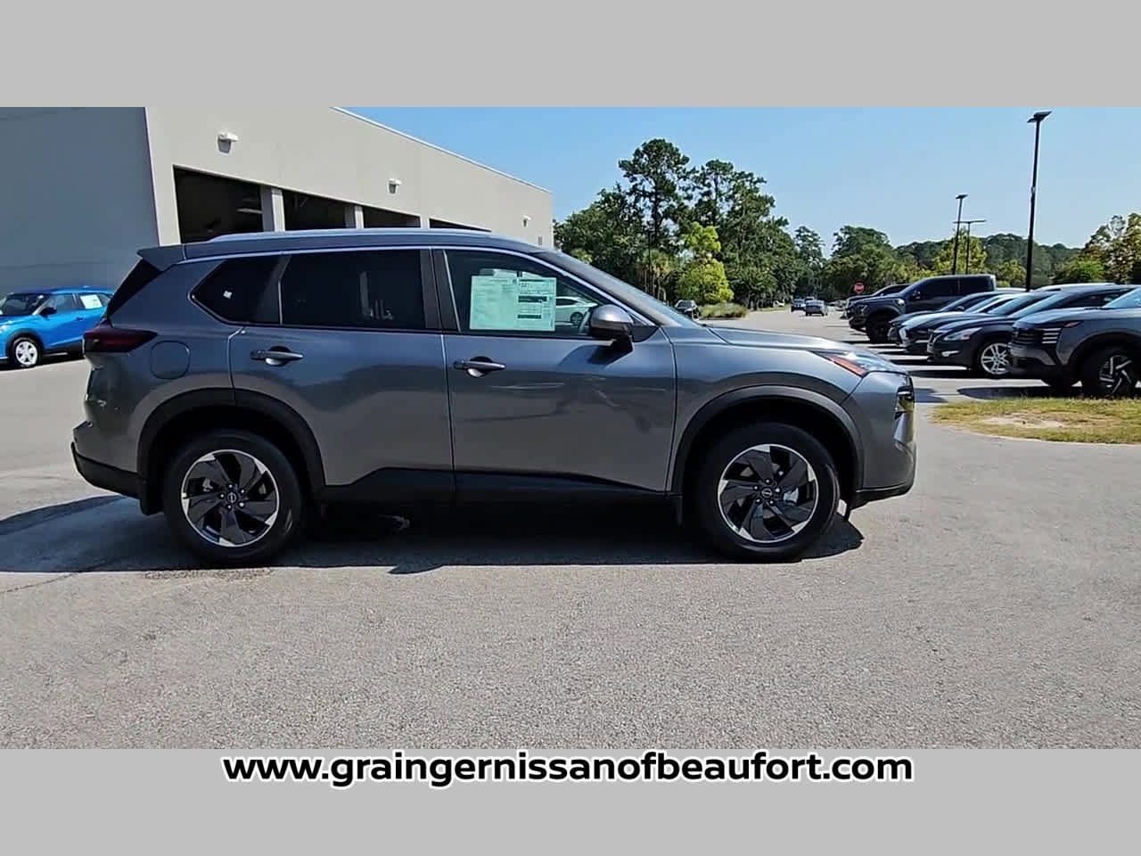 New 2026 Nissan Rogue SV image 35