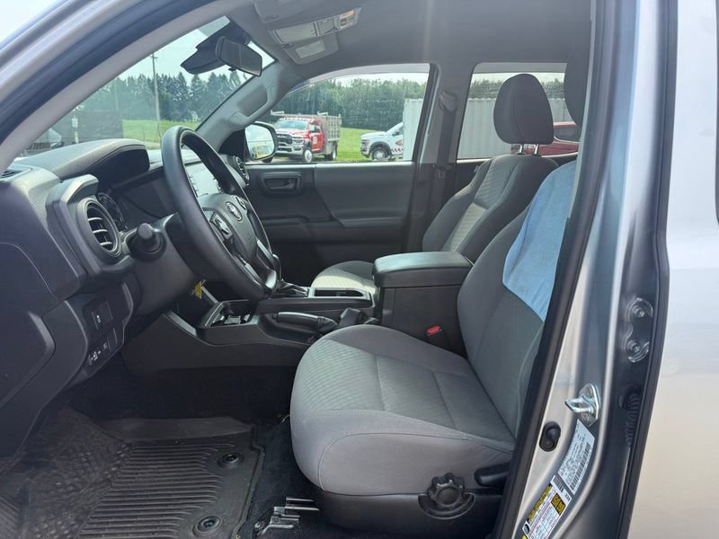 Used 2023 Toyota Tacoma SR AWD/4WD image 3