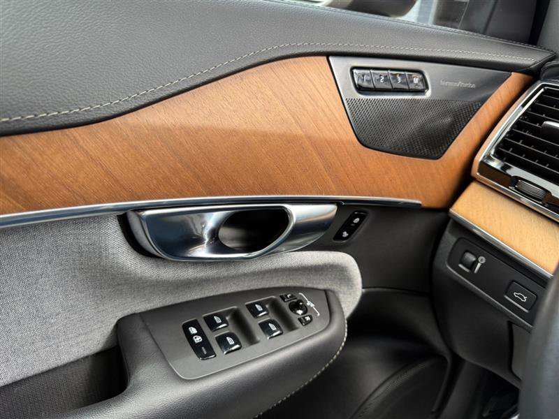 Used 2020 Volvo XC90 T6 Inscription w/ Protection Package Premier image 29