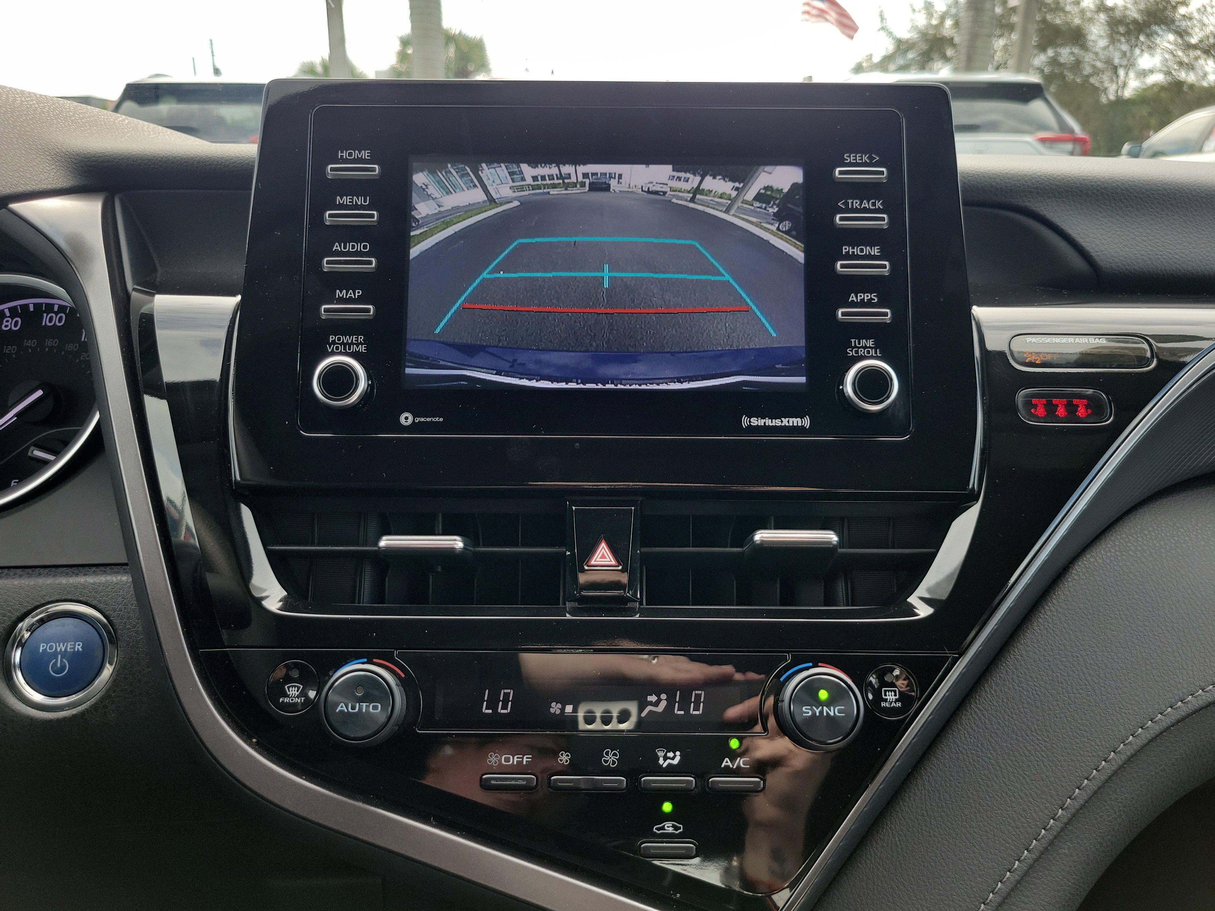 Used 2023 Toyota Camry LE image 27