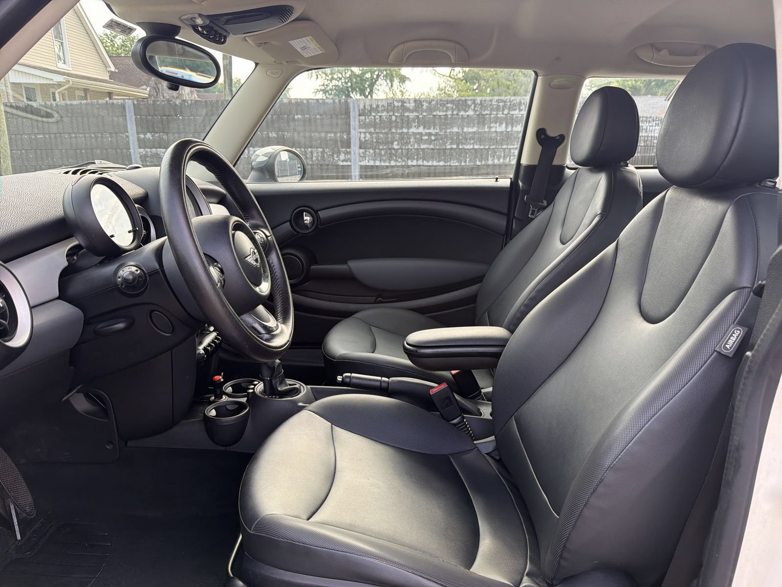 Used 2011 MINI Cooper Hardtop FWD image 11