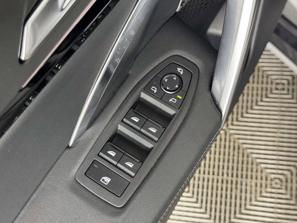 Used 2023 BMW X1 xDrive28i w/ Convenience Package AWD/4WD image 18