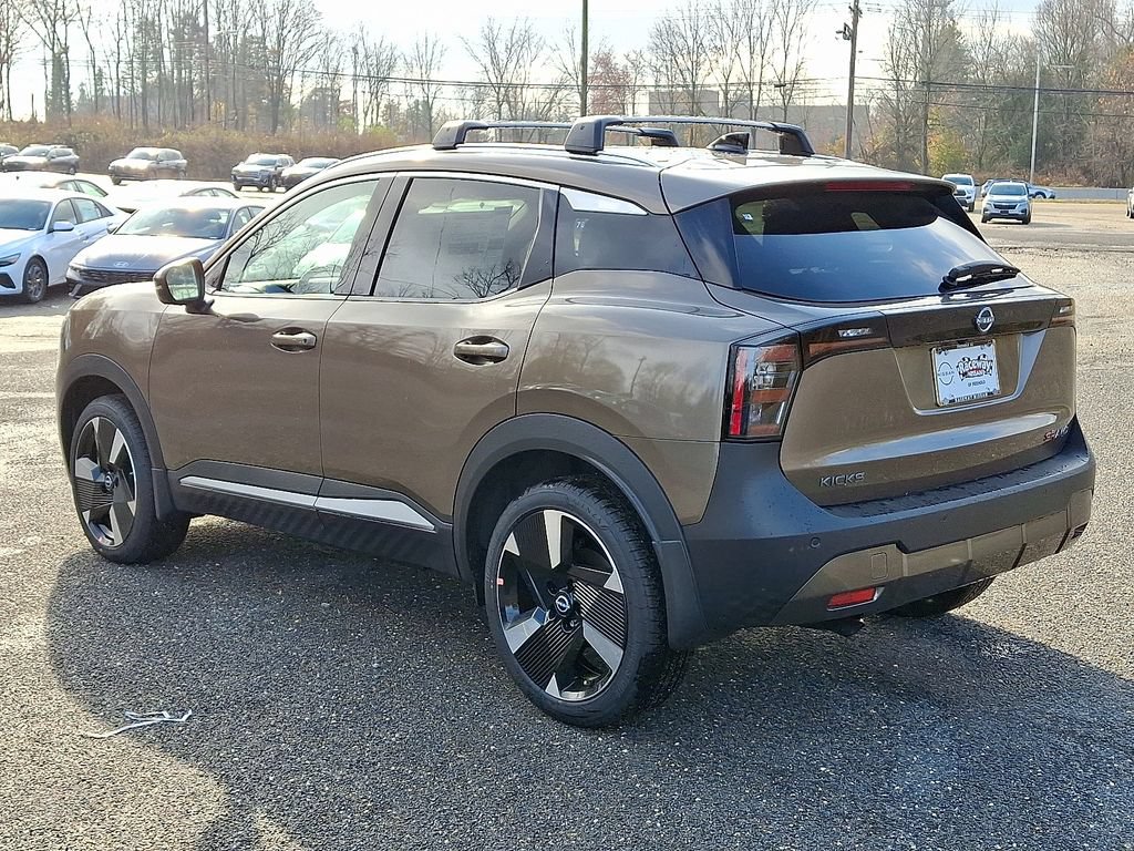 New 2026 Nissan Kicks SR w/ Cold Weather Package AWD/4WD image 4