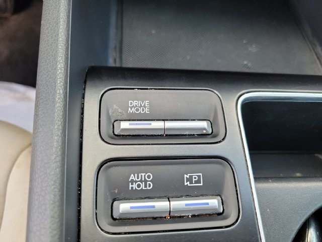 Used 2025 Hyundai Sonata SEL FWD image 33