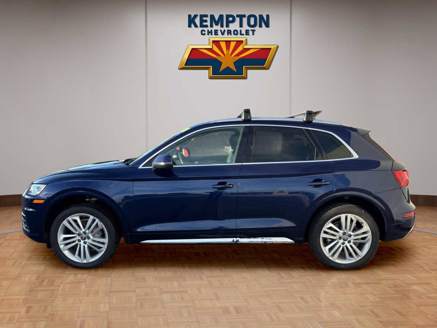 Used 2018 Audi Q5 Premium Plus w/ Premium Plus Package image 3