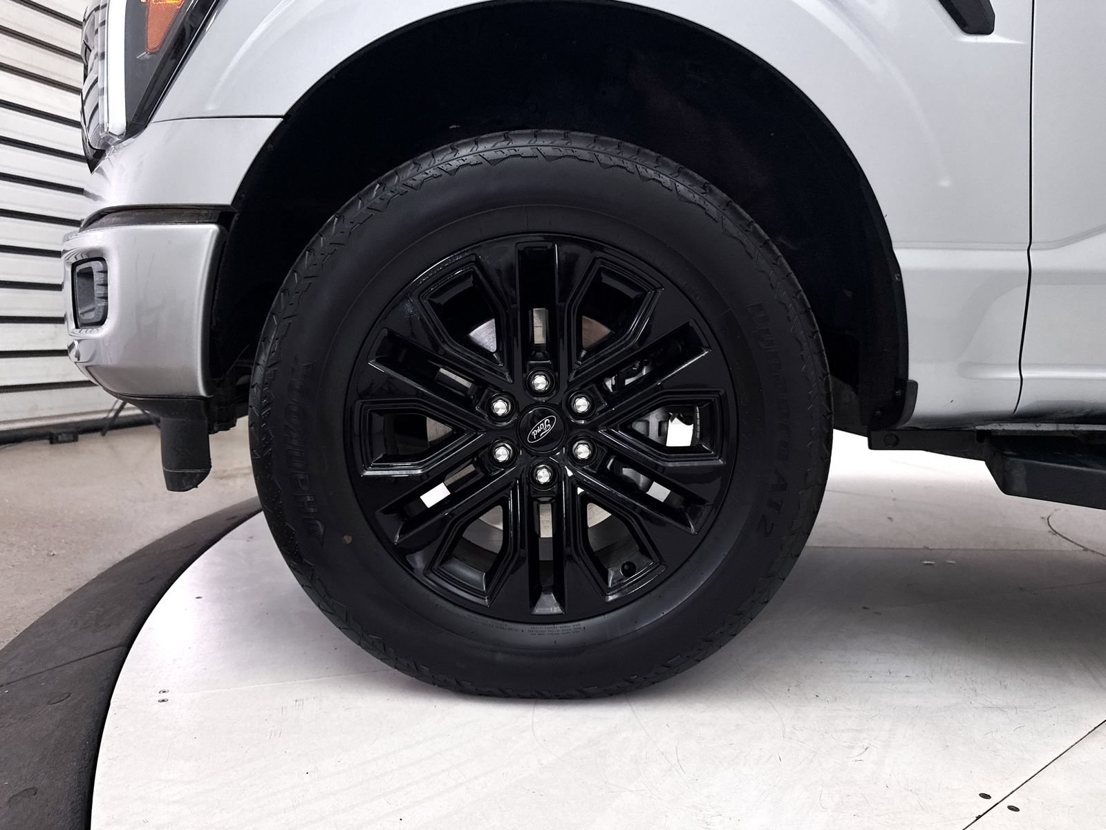 Used 2025 Ford F150 Lariat AWD/4WD image 17