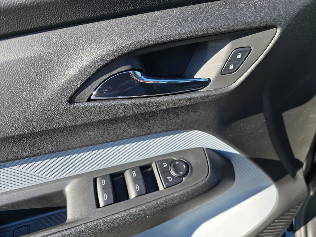 New 2027 Chevrolet Bolt RS FWD image 30