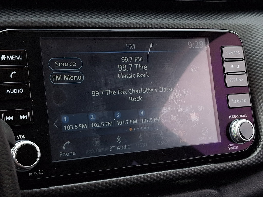Used 2023 Nissan Kicks SV w/ Interior Electronics Package FWD image 16