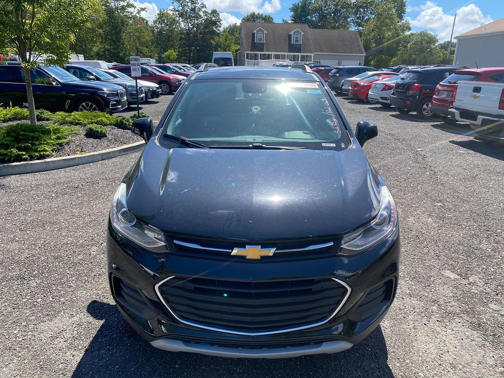 Used 2019 Chevrolet Trax LT w/ Driver Confidence Package image 3