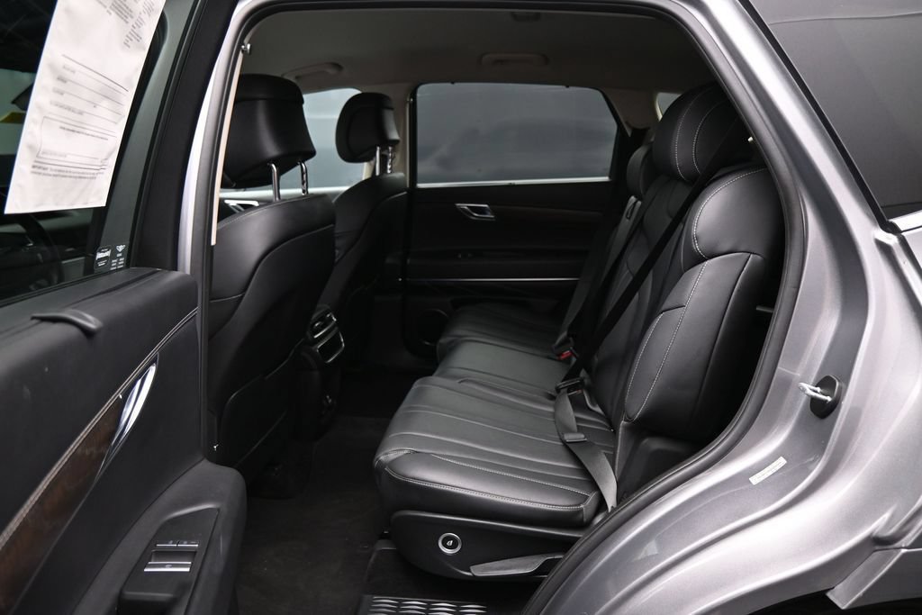 Used 2024 Genesis GV80 2.5T AWD/4WD image 27