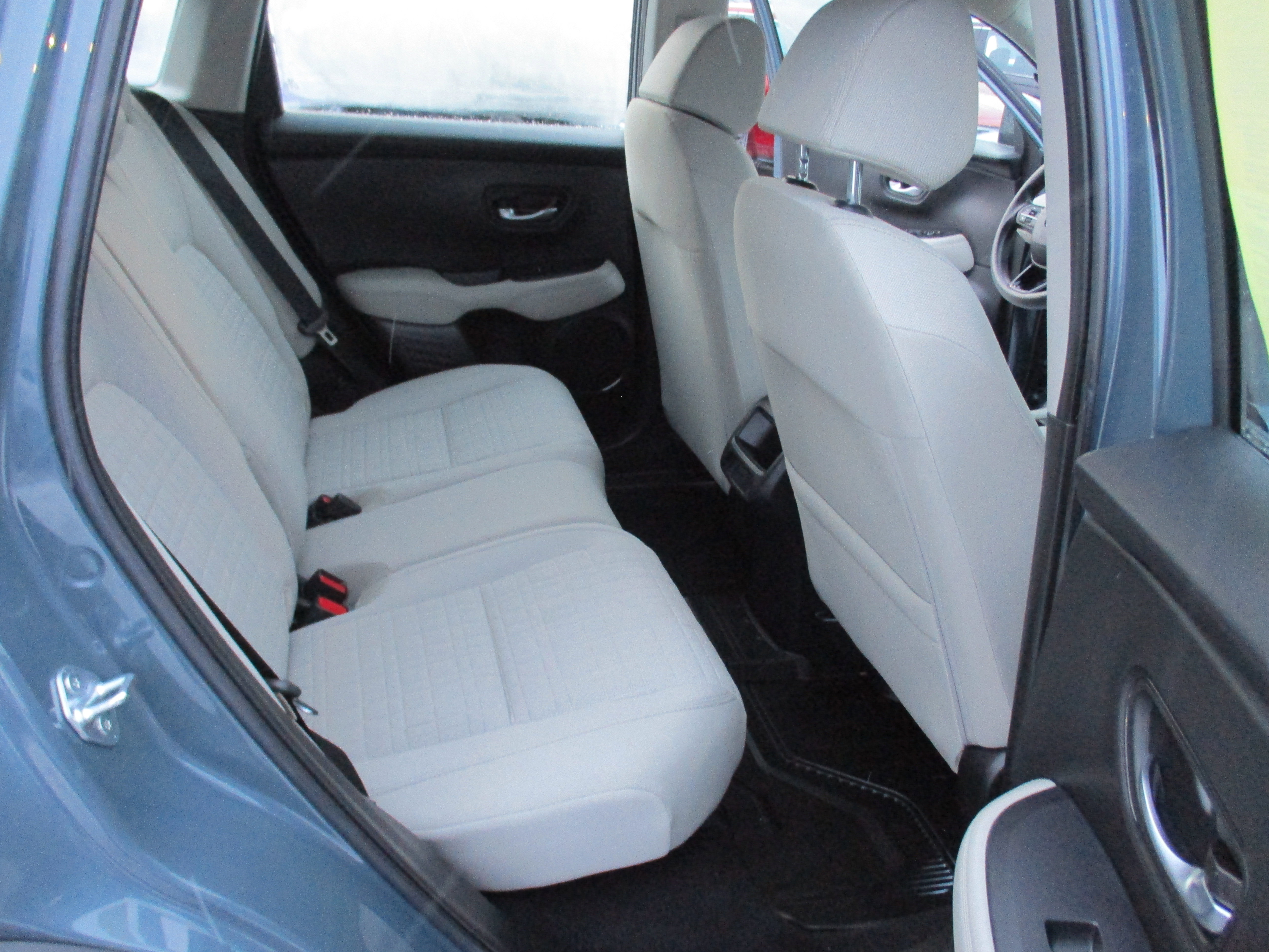 Certified 2023 Honda HR-V LX image 13