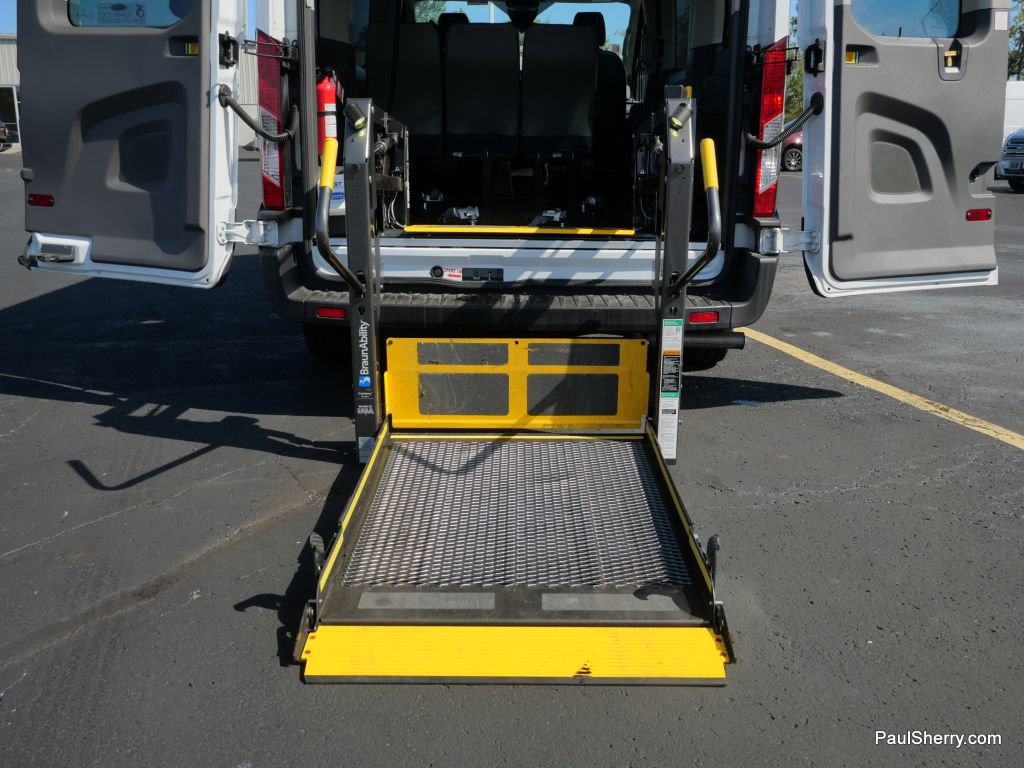 Used 2020 Ford Transit 150 XL image 12