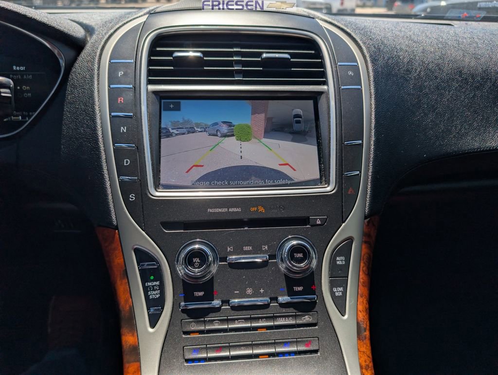 Used 2020 Lincoln Nautilus Reserve w/ Cargo Utility Package AWD/4WD image 12
