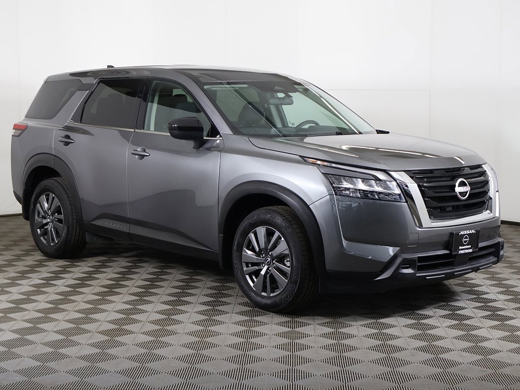 Used 2024 Nissan Pathfinder S image 49