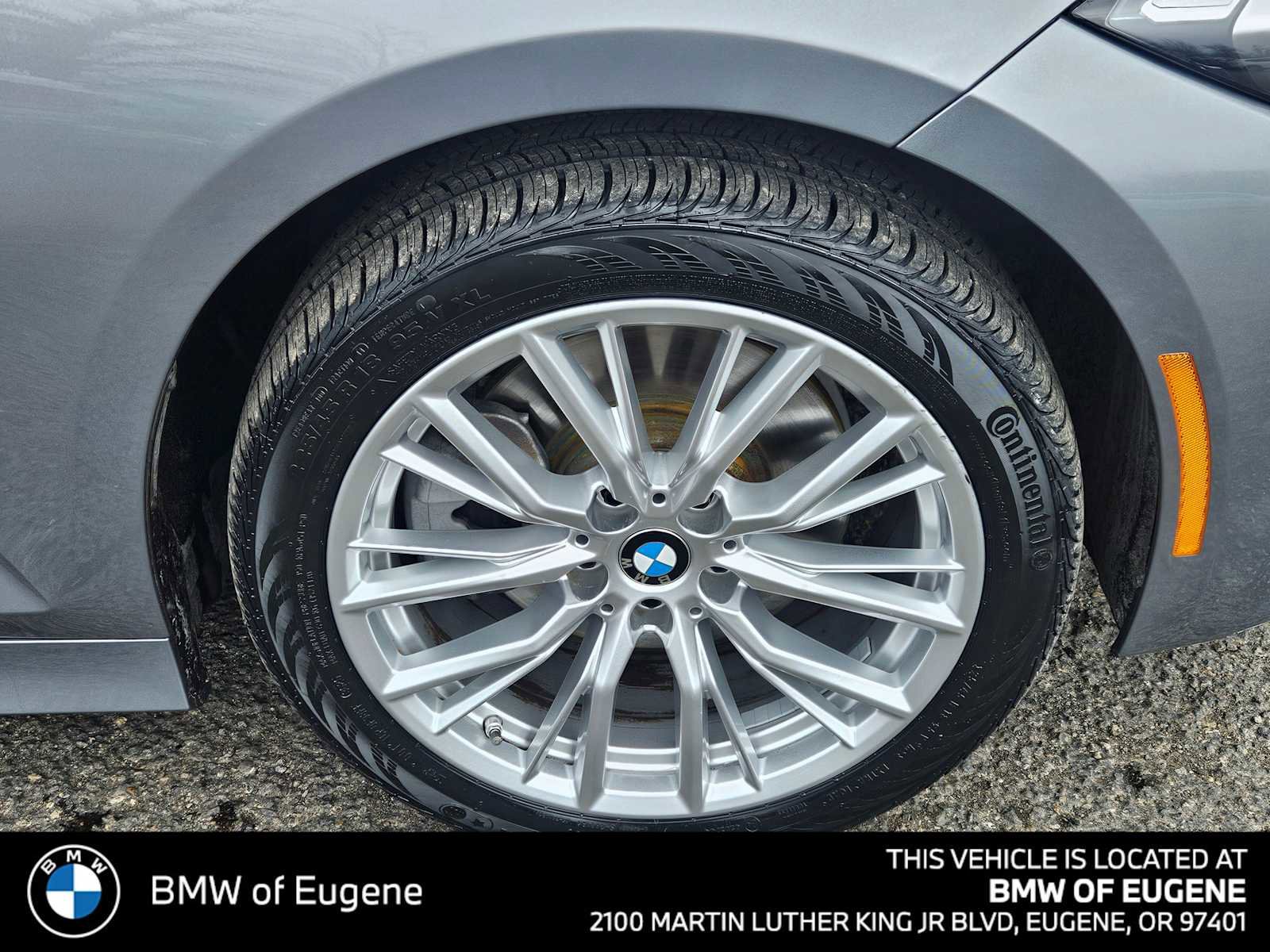 Used 2024 BMW 330i xDrive Sedan image 9