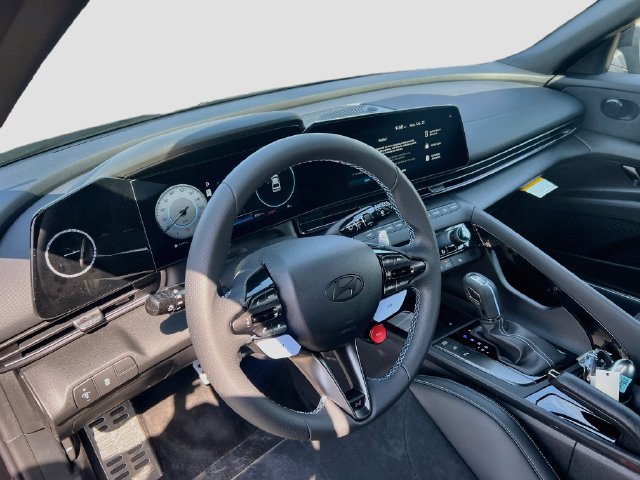 New 2026 Hyundai Elantra N FWD image 9
