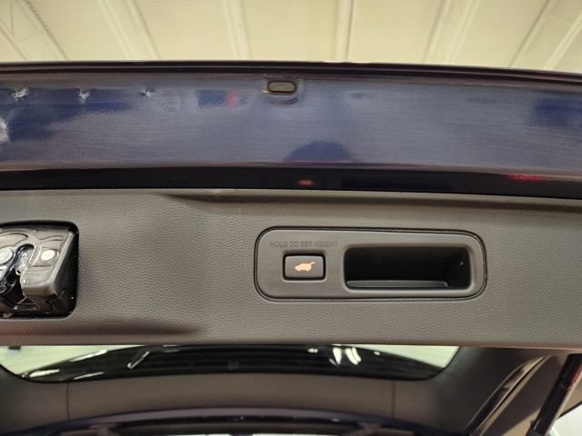 Used 2024 Honda Pilot Touring image 30