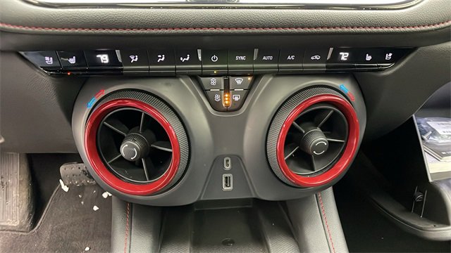 Used 2020 Chevrolet Blazer RS image 26