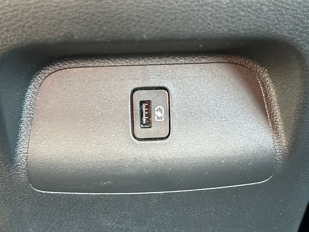 Used 2025 Nissan Sentra SV FWD image 19