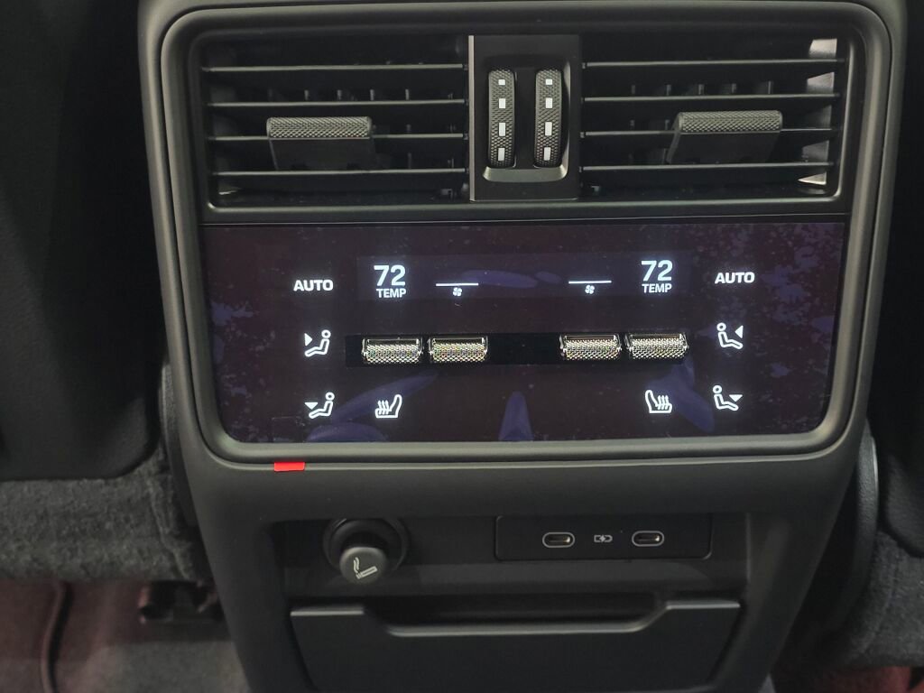 New 2026 Porsche Cayenne Coupe image 20