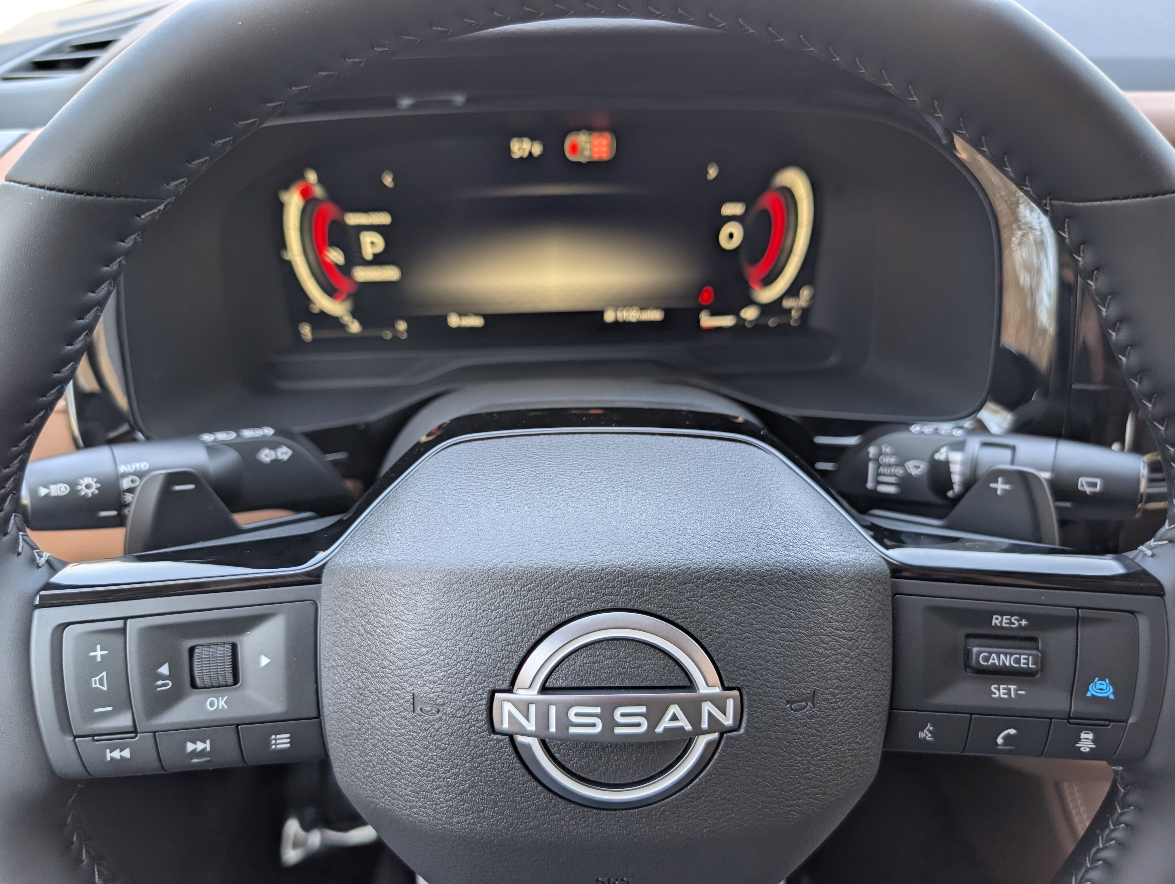 New 2026 Nissan Pathfinder Platinum image 12