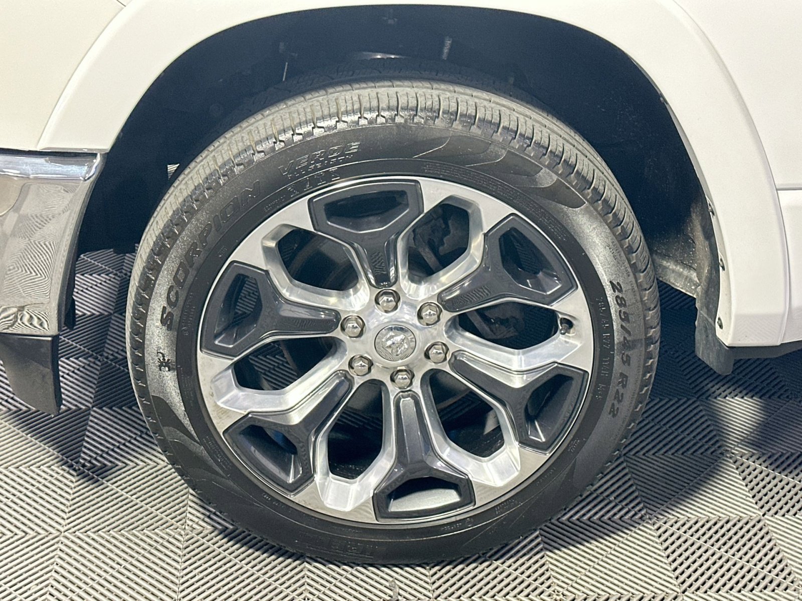 Used 2023 RAM 1500 Limited image 12