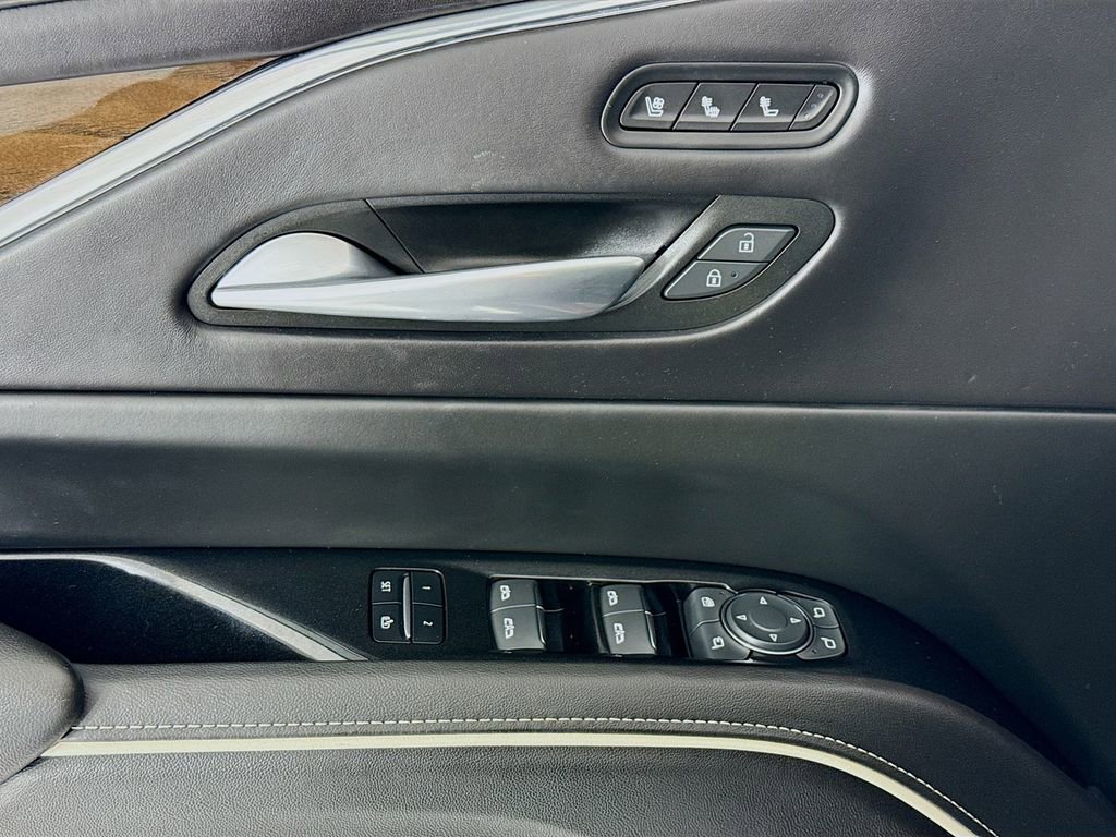 Used 2024 Cadillac Escalade Sport Platinum w/ LPO, Floor Liner Package image 11