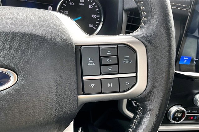 Used 2024 Ford Expedition Max XLT image 19