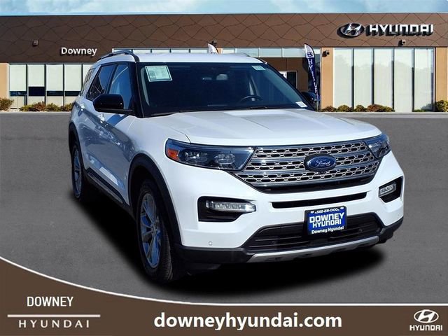 Used 2023 Ford Explorer Limited image 3