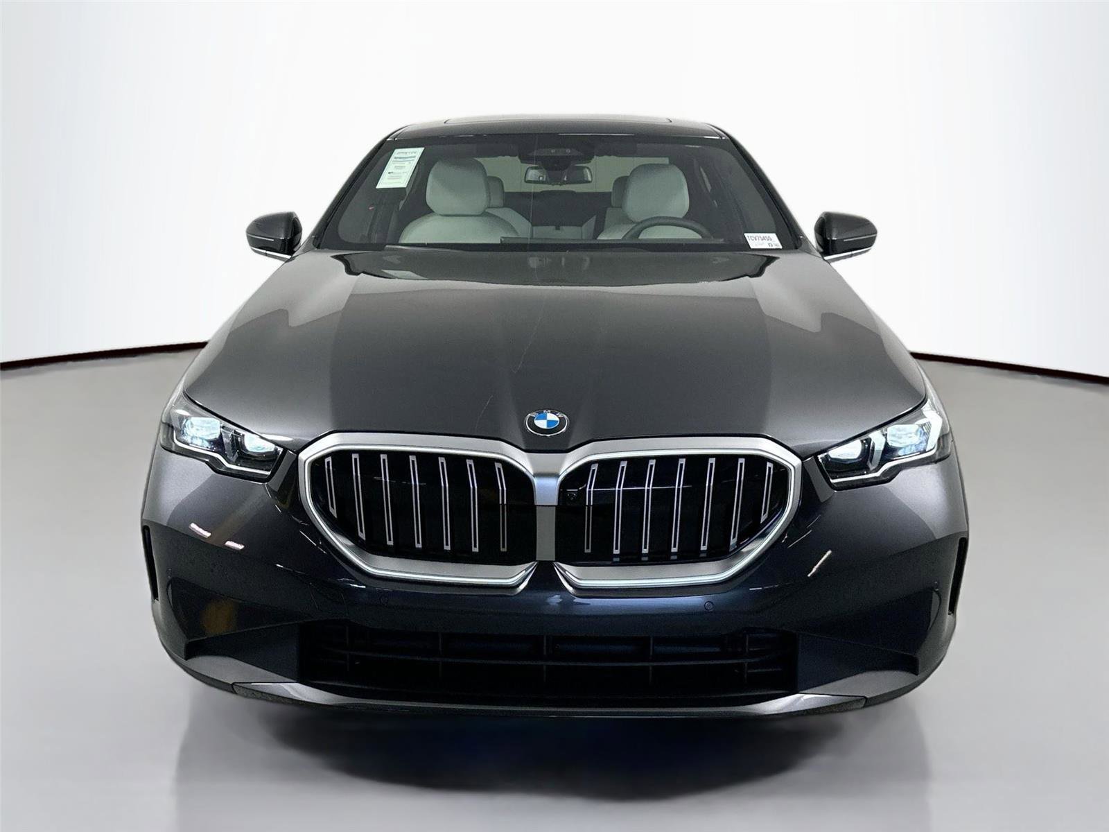 Certified 2026 BMW 530i RWD image 2