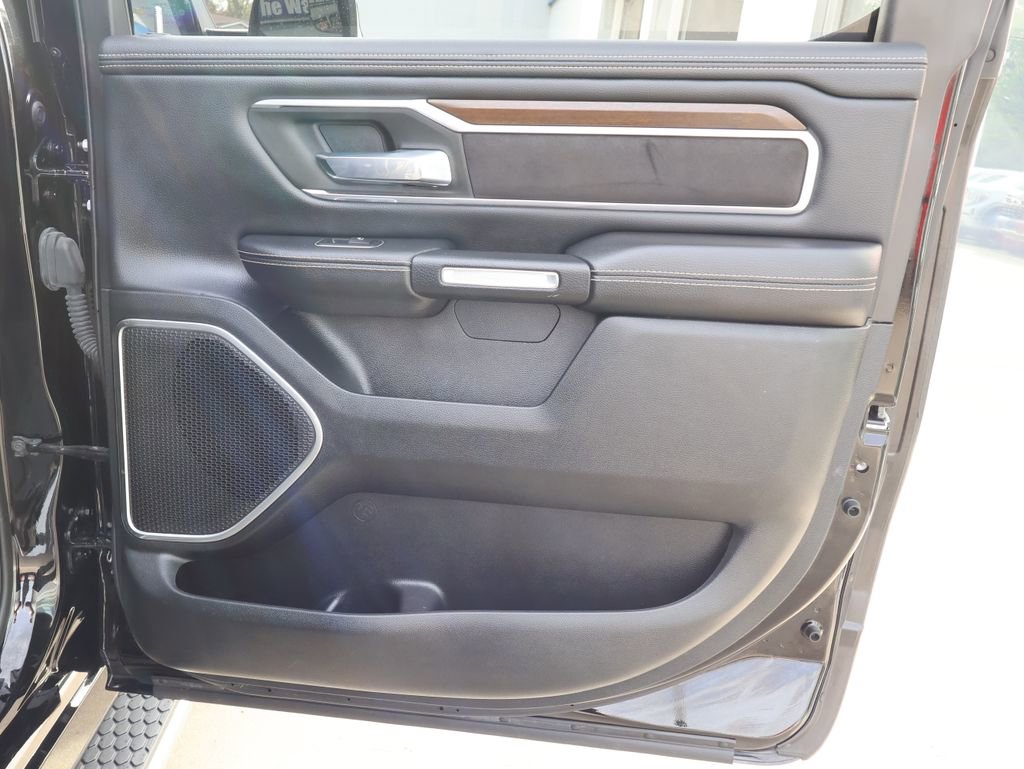 Used 2021 RAM 1500 Laramie AWD/4WD image 35