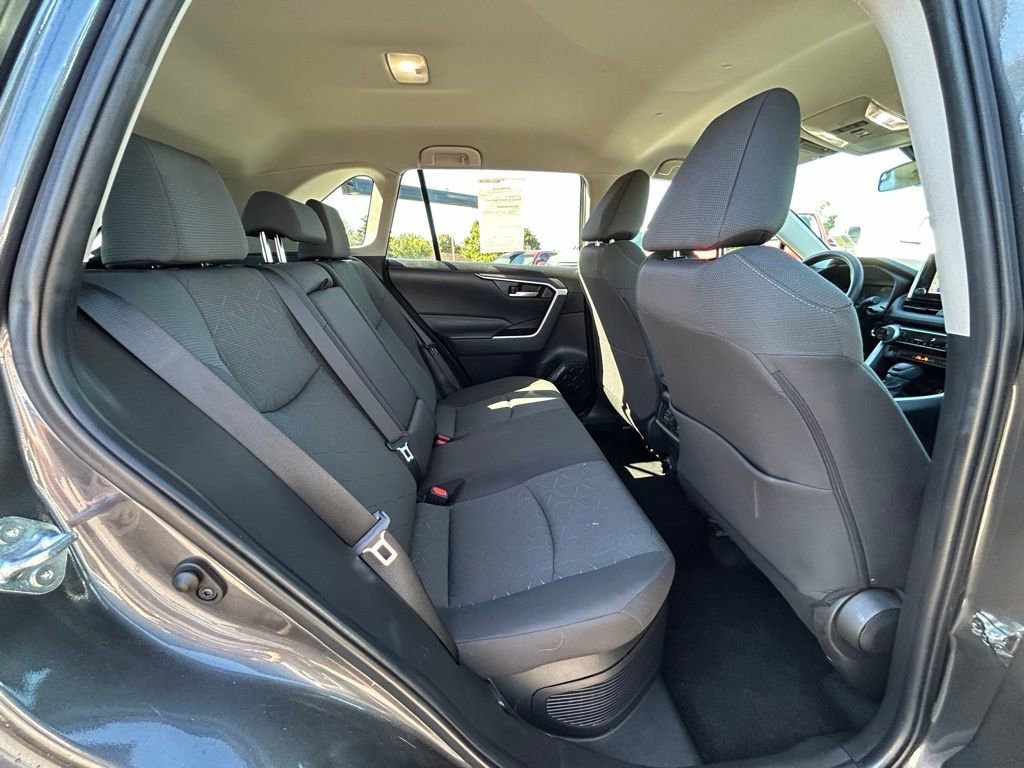 Used 2024 Toyota RAV4 XLE image 32
