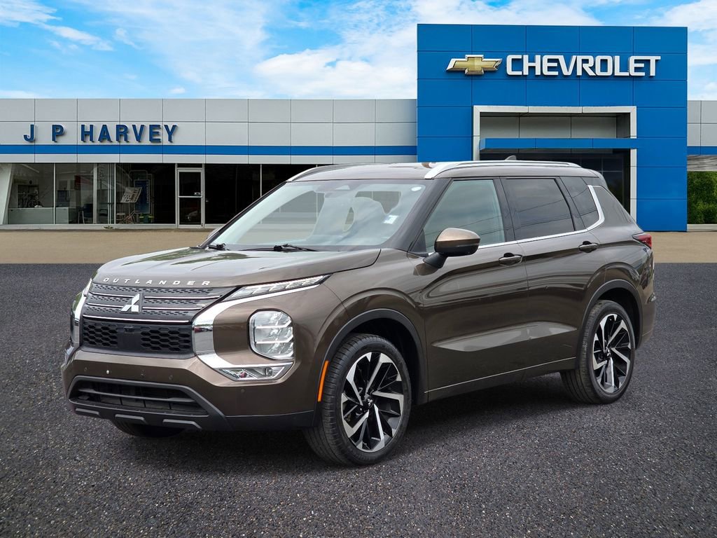 Used 2022 Mitsubishi Outlander SEL FWD image 3